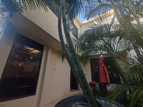 Casa En Venta Condominio Con 3 Recámaras En Burgos Bugambilias
