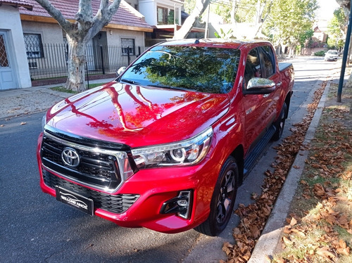 Imagen 10 de 18 de Toyota Hilux Srx 4x4 2.8 Tdi Caja Manual De 6ta Año 2018