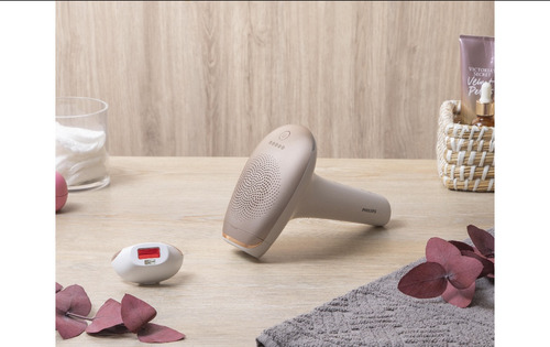 Depiladora Philips Lumea 7000