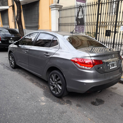 Imagen 9 de 11 de Citroën C4 Lounge 2013 1.6 Exclusive Hdi 115cv Am16