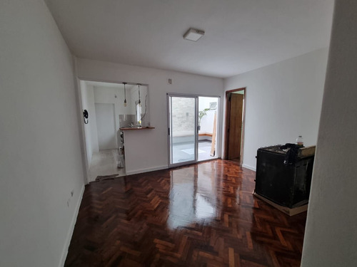 Imagen 3 de 12 de Departamento En Venta De 1 Dormitorio En Balvanera