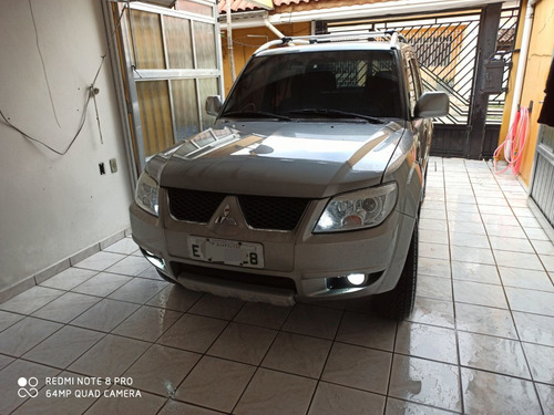 Mitsubishi Pajero Tr4 2012 2.0 4x2 Flex 5p