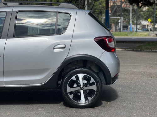 Renault Stepway 1.6 Trek Intens