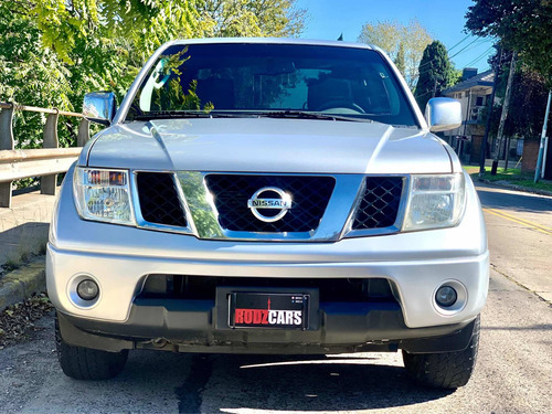 Nissan Frontier 2010 2.5 Le Cab Doble 4x4