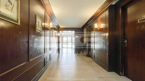 Oficina Comercial Venta - Olivos-vias/maipu