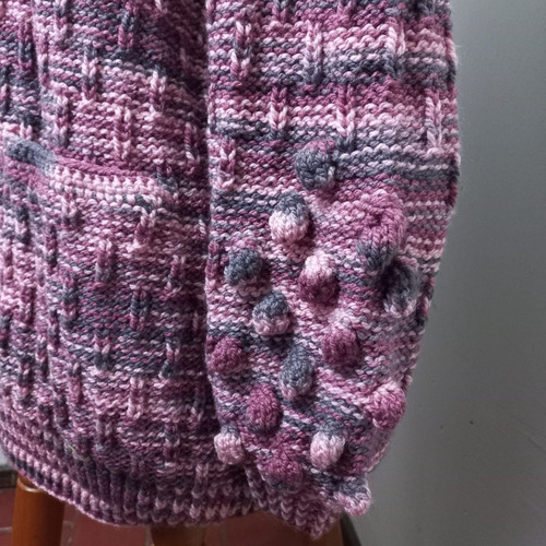 Imagen 5 de 6 de Cardigan Tejido Hecho A Mano