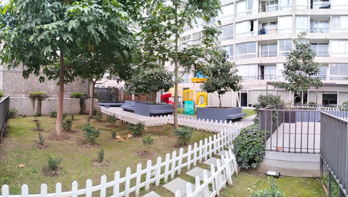 Arriendo Depto. De 2d1b En Pasaje Leonor Cepeda Con Carrion