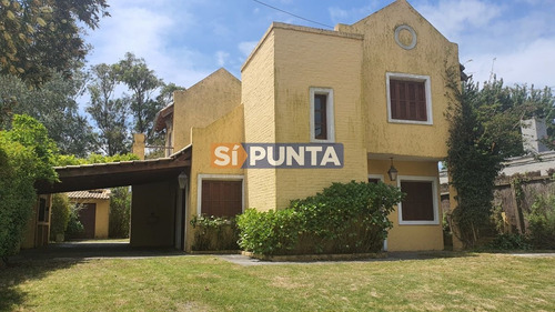 Imagen 20 de 21 de Maravillosa Casa De Dos Plantas En El Tesoro - La Barra
