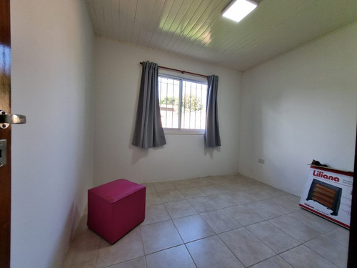 Venta Casa 2 Dormitorios Miramar Con Cochera