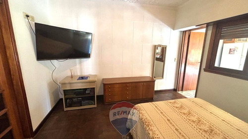 Venta Casa+3 Locales Calle Williams M. Castelar