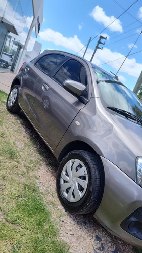 Toyota Etios 1.5 Sedan Xs