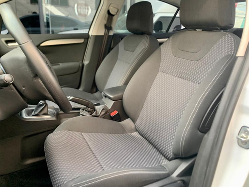 Imagen 9 de 13 de Citroen C4 Lounge 1.6 Thp