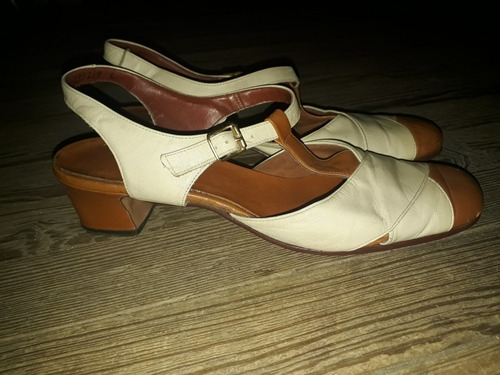Zapatos Vintage De Cuero Talle 37, Horma Chica, Detalle.
