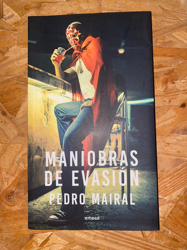 Maniobras De Evasión - Pedro Mairal / Impecable