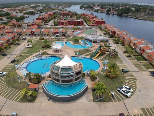 Imagen 12 de 14 de Th En Venta Pueblo Viejo (puerto Encantado)