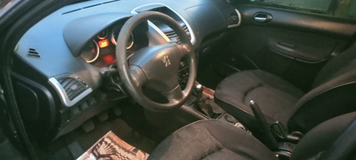 Peugeot 207 1.4 Xr Flex 5p