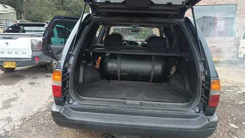 Nissan Pathfinder 3.3 R50 Std