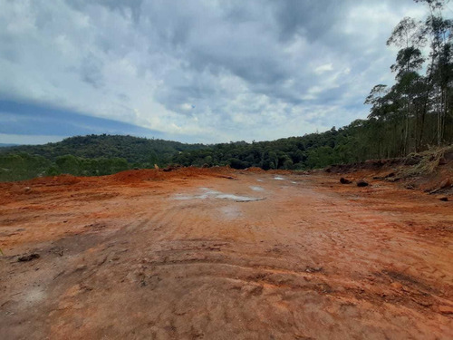 Imagem 4 de 14 de Vendo Terrenos - 1000m² Proximo A Represa Itupararanga
