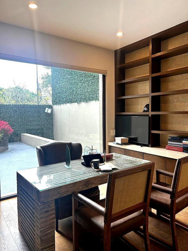 Residencia En Venta En Bosques De Las Lomas