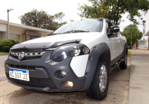 Fiat Strada D/c 1.6 16v Adventure Locker Año 2017 Unica!