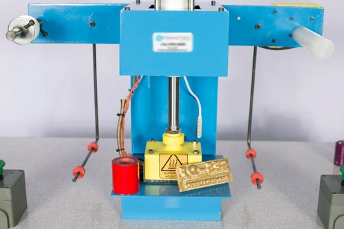 Carimbadeira De Personalização Em Hotstamping Automática