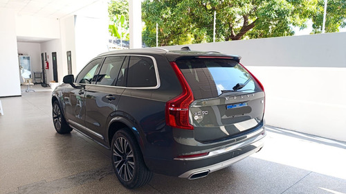 Volvo XC90 2.0 T8 Momentum Recharge (plug-in) 5p Hibrido