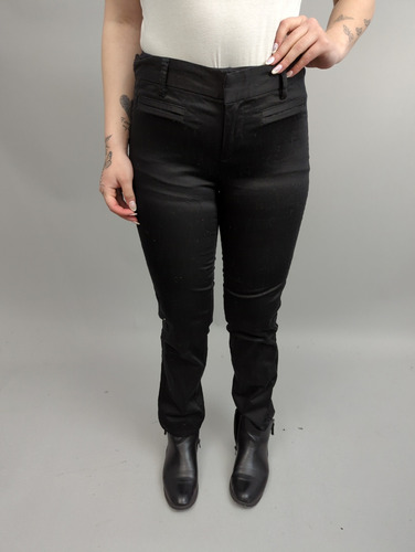 Pantalón Marca Basement (talla 40) Negro Como Nuevo