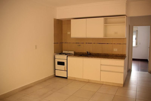 Ph 2 Ambientes Con Patio Y Cochera