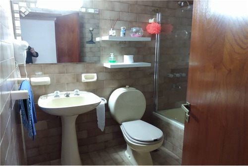 Casa / Hostal En Venta Sierra De Los Padres 11amb.