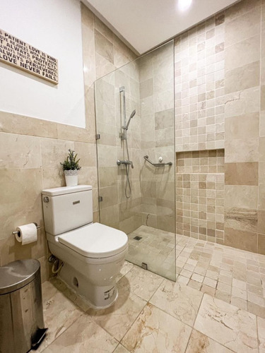 Apartamento Moderno En Piantini En Venta