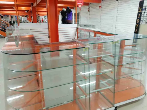 Local En Arriendo En El Centro/pereira (279059077).
