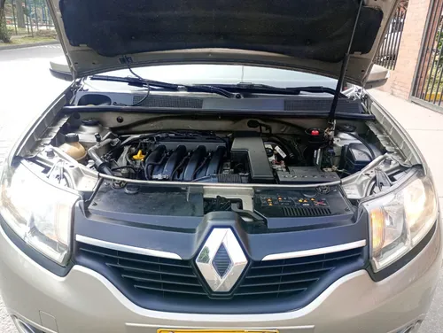 Renault Logan 1.6 Privilege