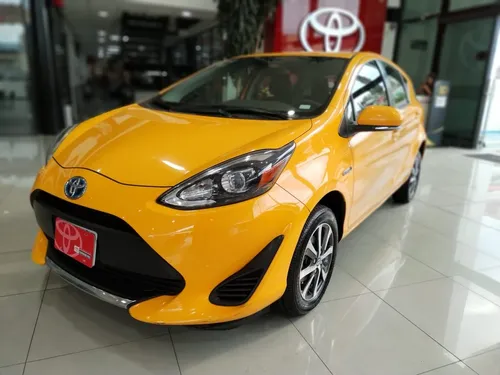 Toyota Prius 2021