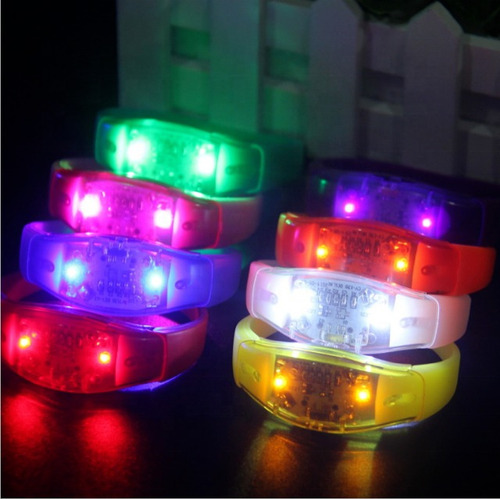 450 Unid. Pulseiras De Led Pisca Conforme Batida Da Musica