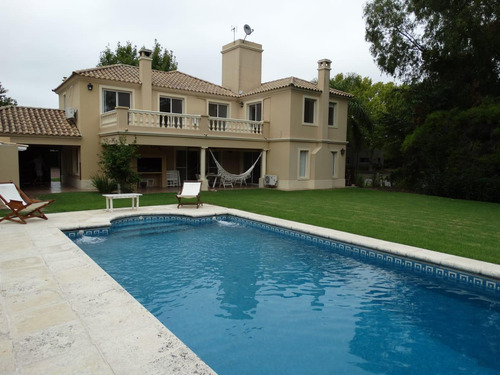 Casa En Laguna Del Sol