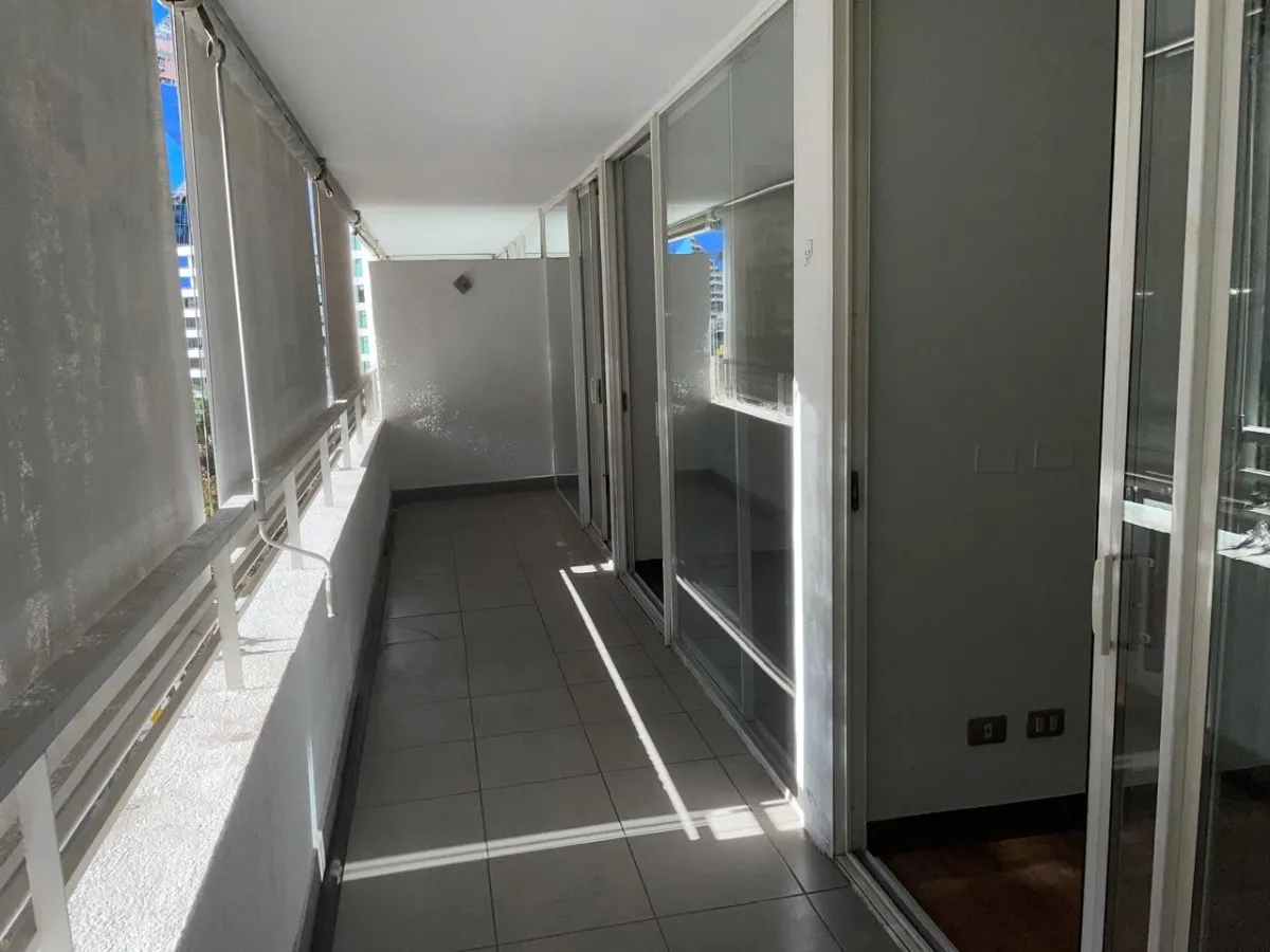 Imagen 5 de 8 de Se Arrienda Departamento 1d 1b Carlos Xii 120 Las Condes