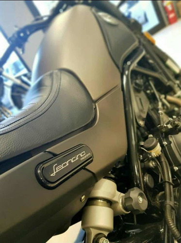Benelli Leoncino 500