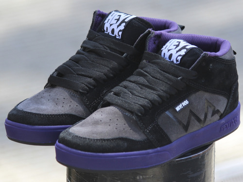 Tenis Hey Dog Modelo K-nine 28mx Negro Morado 