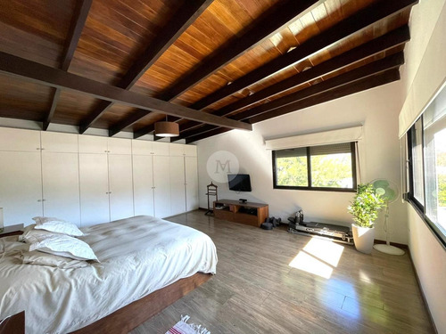 Venta Casa 4 Dormitorios Y Escritorio En Barrio Privado La Asunción