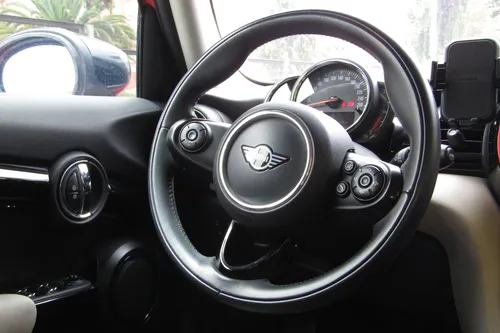 Mini Cooper 1.5 T F55 SALT At