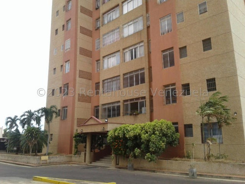 Mls Mahola De Donato #24-4064 En Venta Apartamento Semi Amoblado En Edif Rio Norte En Fuerzas Armadas Mddc
