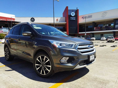 Imagen 3 de 11 de Ford Escape 2018 2.0 Titanium Ecoboost At