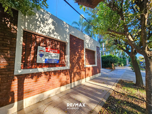 Venta Casa 3 Dorm. En Erezcano