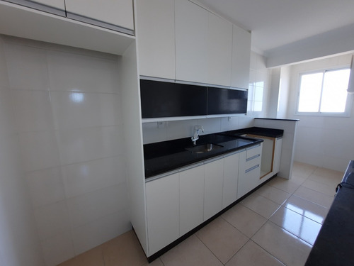 Imagem 6 de 14 de Apartamento 2 Dormitórios - Caiçara - Vista Mar - Aml123