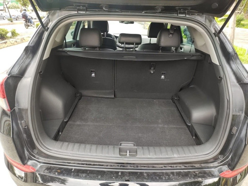 Imagen 10 de 13 de Hyundai Tucson 2.0 Limited At 2017
