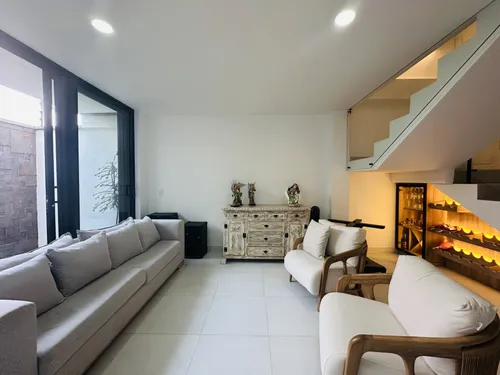 Casa En Venta En La Morada. Cod V8014542