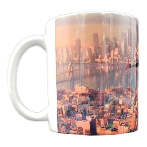 Taza Spiderman En La Ciudad De 325ml.