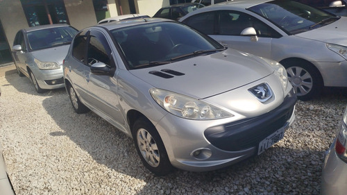 Peugeot 207 1.4 XR 8V FLEX 4P MANUAL