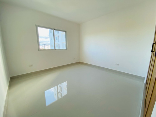 Apartamento De Venta En Nuevo Proyecto De Torres Con Piscina Y Gimnasio En Ave. Hispanoamericana!