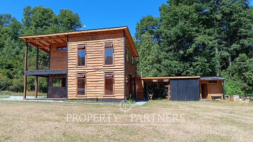 Parcela Con Casa Y Bosque En Panguipulli Ñancul, A...
